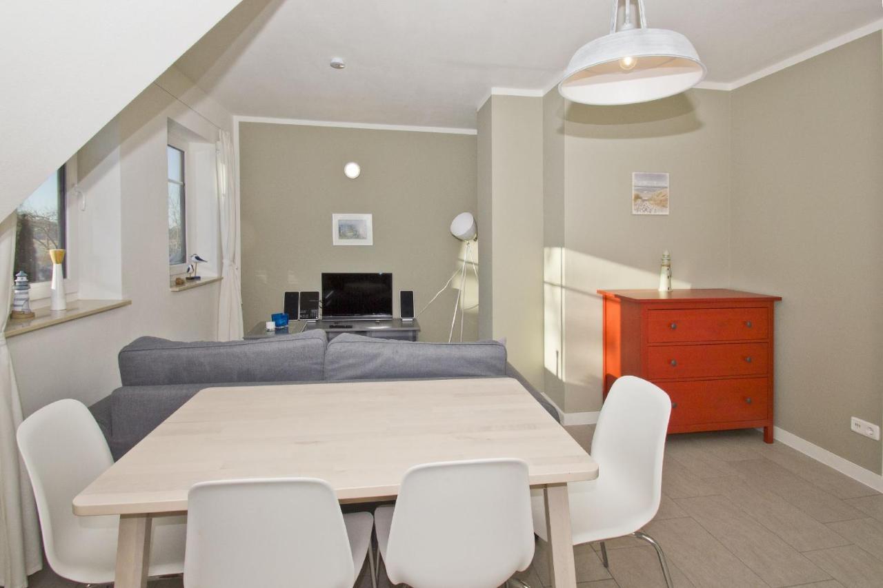 Ferienwohnung Liesi Fewo Og - Balkon, Ruhige Lage Putbus Exterior foto